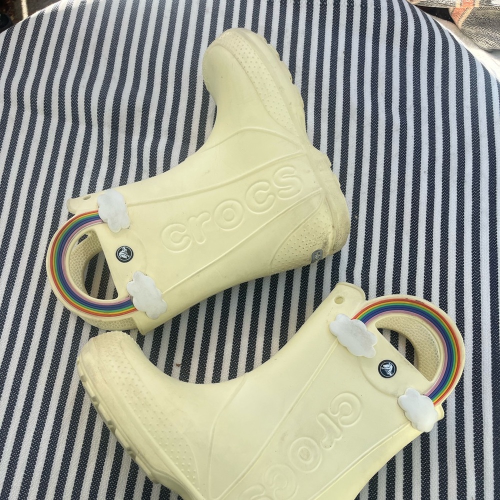 CROCS Kids Cream Rain Boots with Rainbow Accents